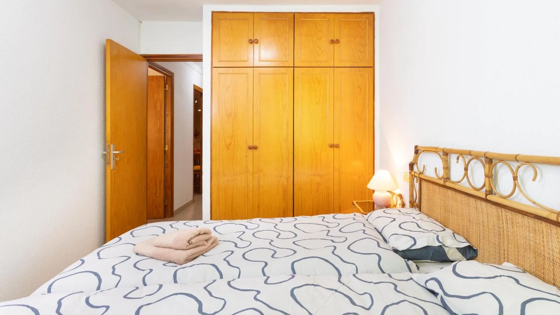Apartamento Esperanza Playa エル・メダノ アパート